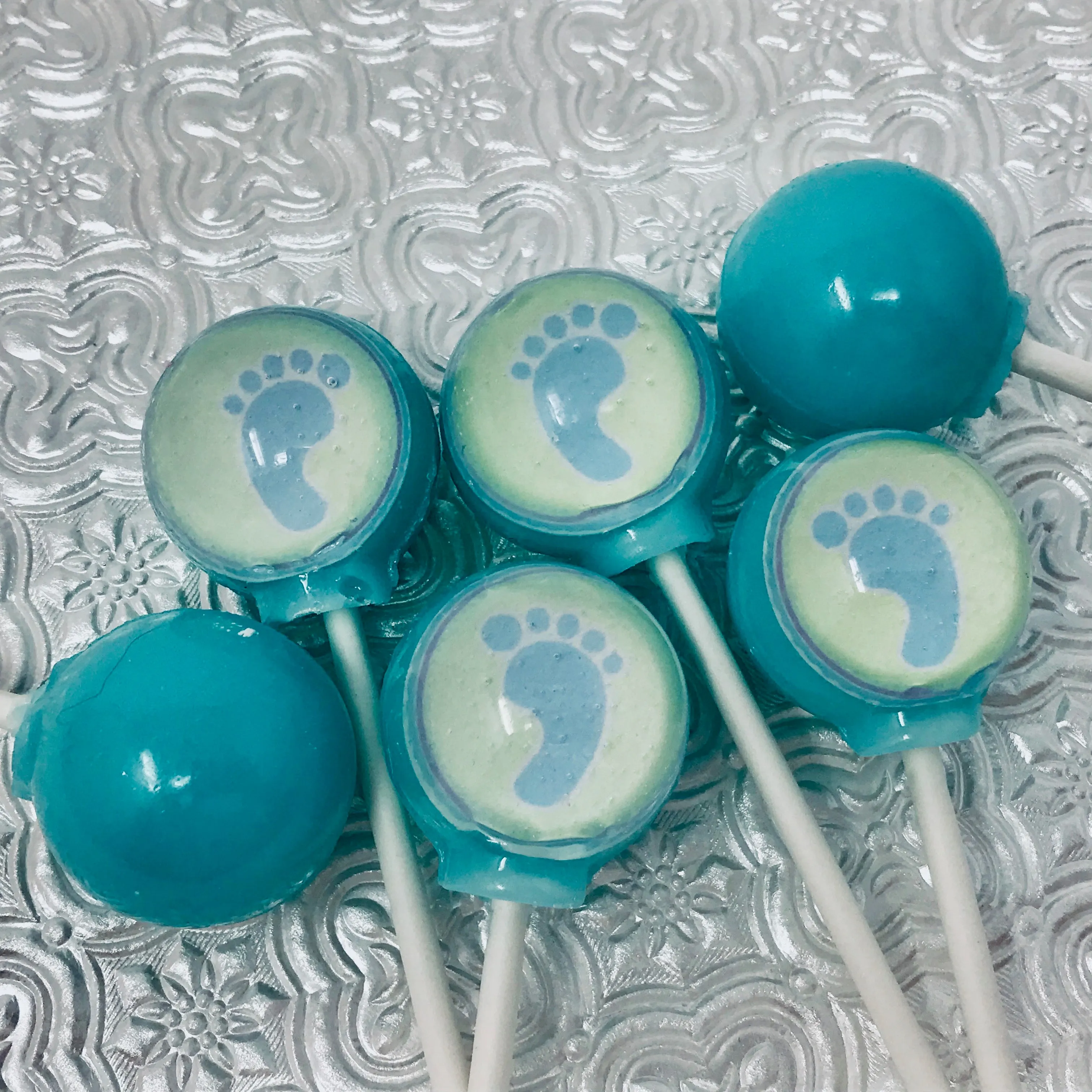 Baby Footprint Lollipop 6-piece set by I Want Candy!