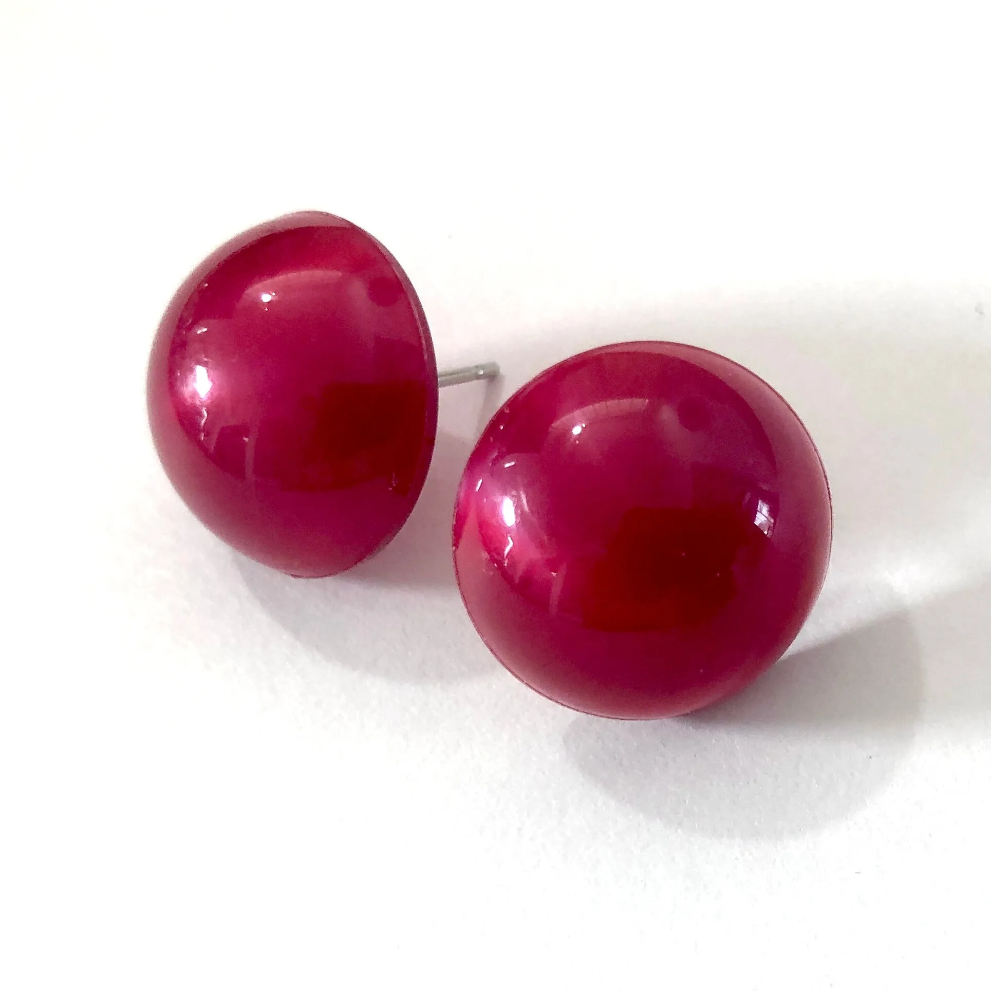 Cranberry Aura Glow Retro Button Studs