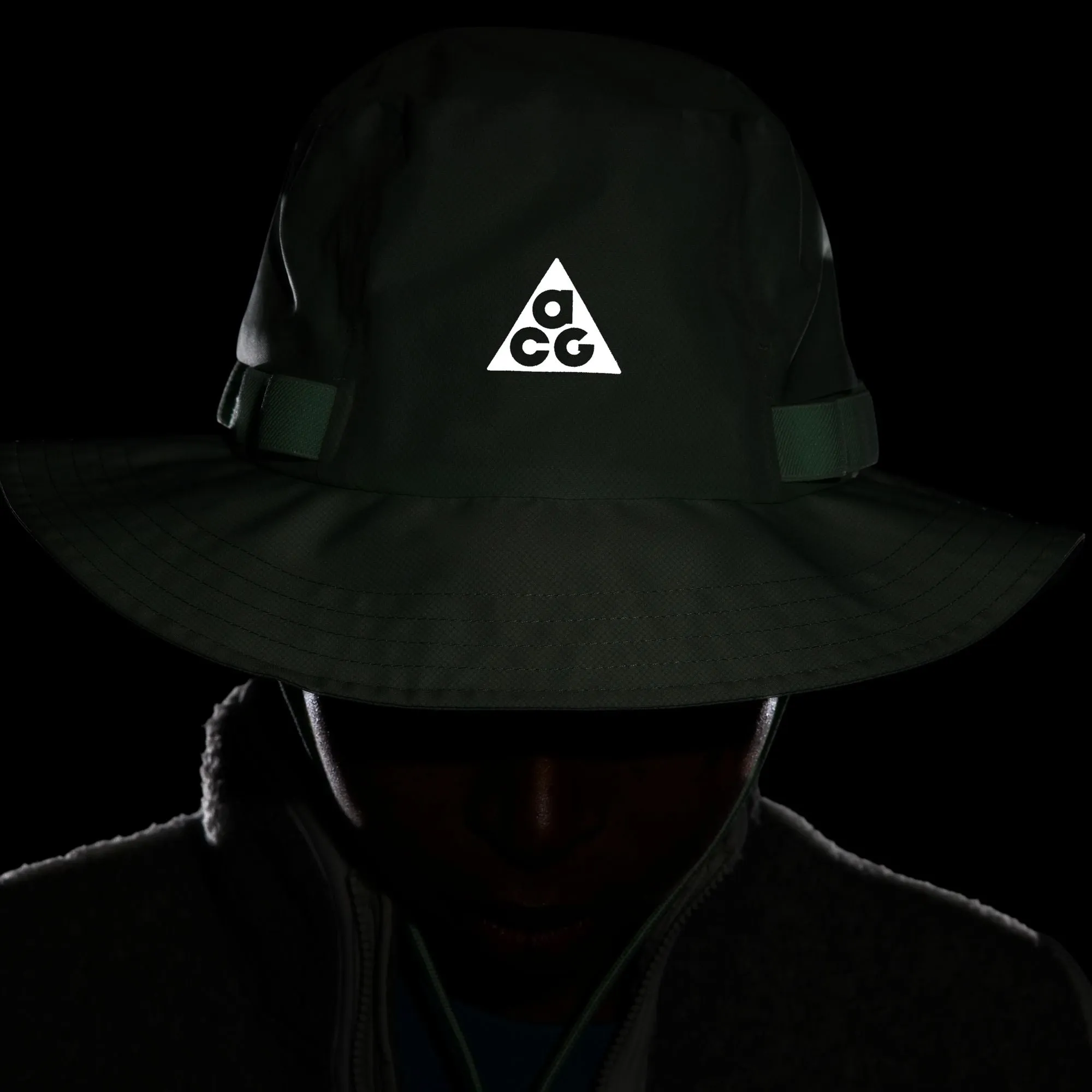 Nike ACG Apex Storm-FIT Bucket Hat "Green"